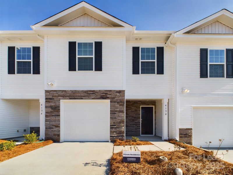 Property image 2 at 4130 Lurelin Lane, Charlotte, NC 28262