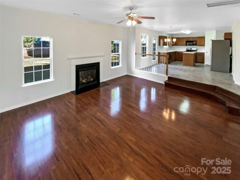 Property image 3 at 215 Madelia Place, Mooresville, NC 28115