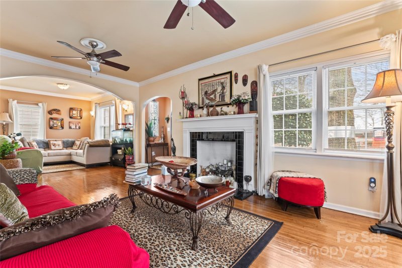 Property image 3 of 204 Sylvania Avenue in Lockwood, Charlotte, NC 28206