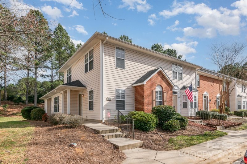 3610 Melrose Cottage Drive