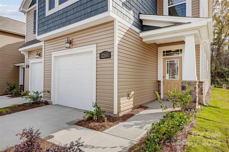 Property image 2 at 2260 Hedgecliff Road, Kannapolis, NC 28025