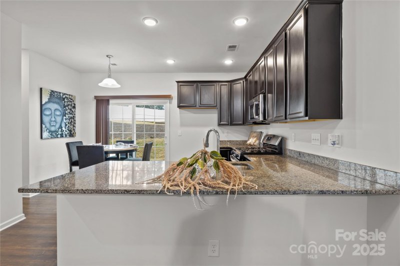 Property image 4 at 6414 Revolutionary Trail, Charlotte, NC 28217