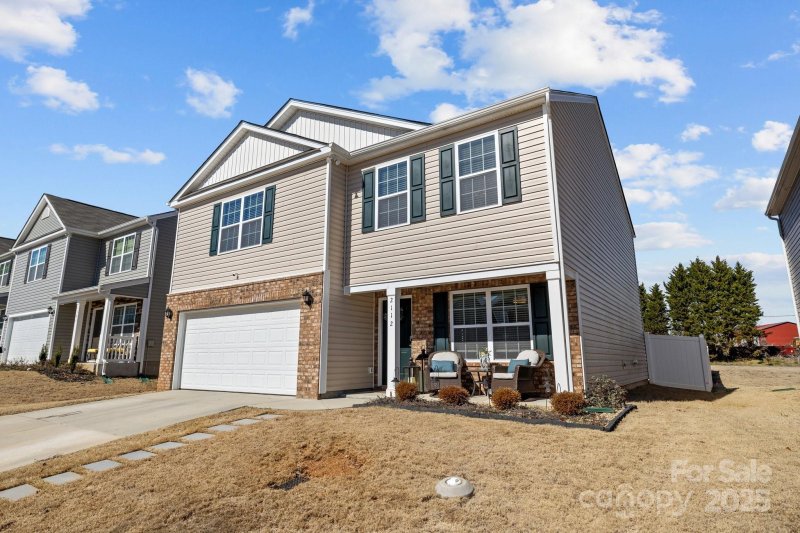 Property image 3 at 2112 Eastway Drive, Dallas, NC 28034