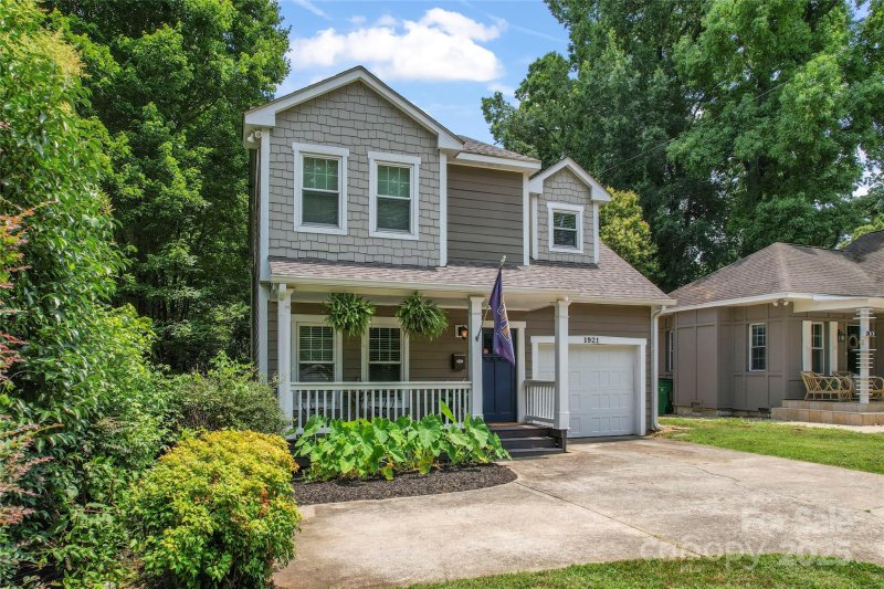 Property image 2 at 1921 Kenilworth Avenue, Charlotte, NC 28203