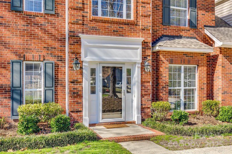 Property image 3 at 550 S Portman Lane, Fort Mill, SC 29708
