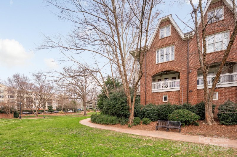 Property image 3 at 351 W 7th Street, Charlotte, NC 28202
