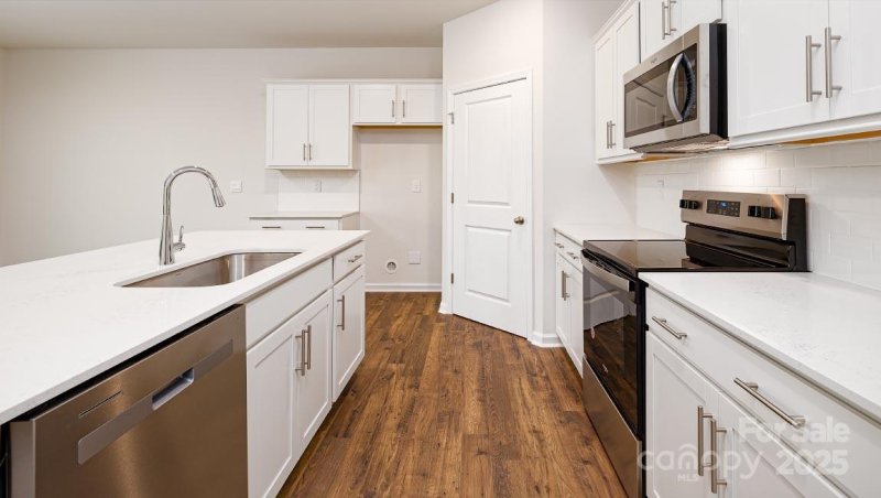 Property image 4 at 130 Woodhall Way, Troutman, NC 28166