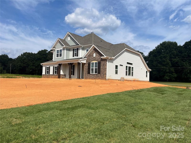 Property image 3 of 11020 Tyler Brook Lane in Oak Creek, Mint Hill, NC 28227