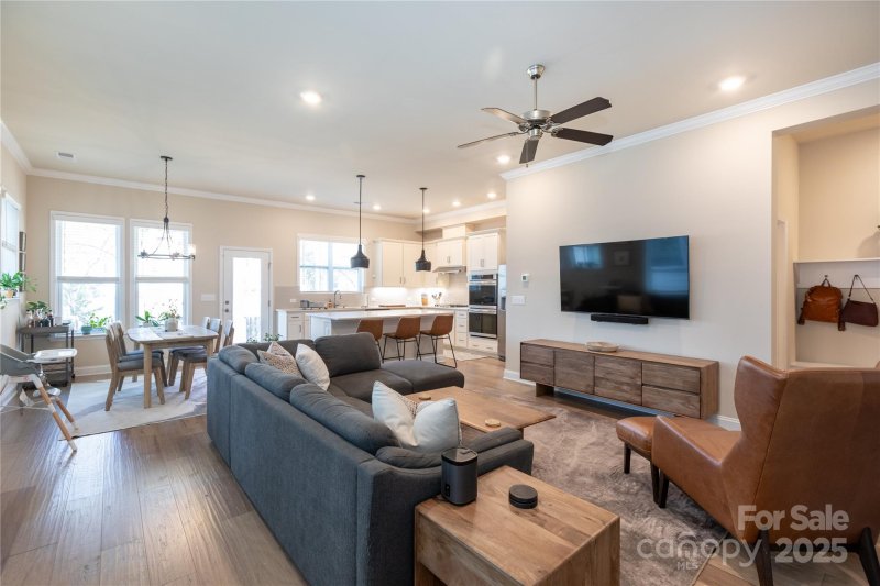 Property image 2 at 2551 Barry Street, Charlotte, NC 28205