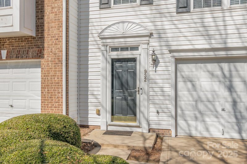 Property image 4 at 932 Tiger Lane, Charlotte, NC 28262