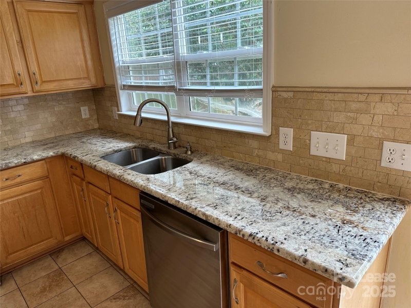 Property image 4 at 7900 Noland Woods Drive, Charlotte, NC 28277