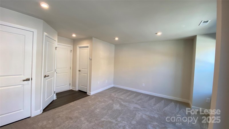 Property image 5 at 633 Uwharrie River Road, Charlotte, NC 28211