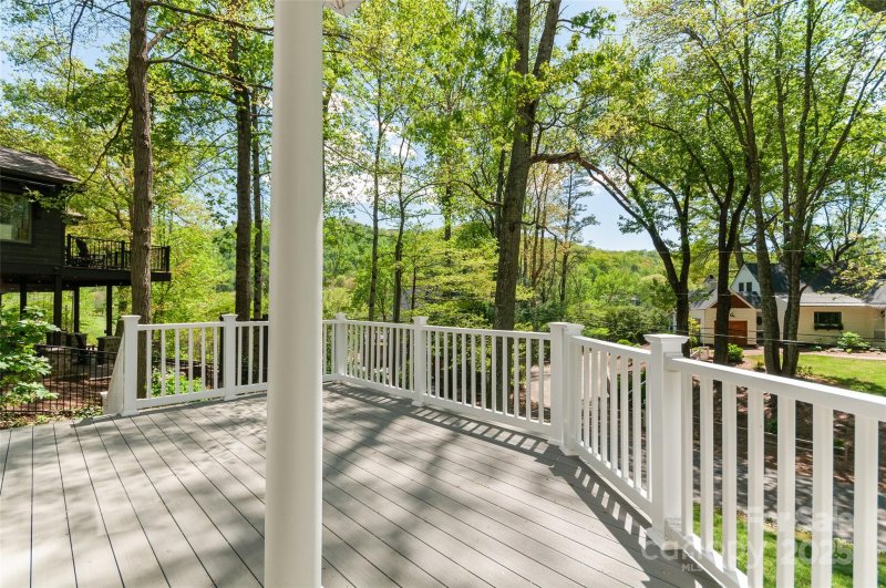 Property image 4 at 16 Jackson Drive, Waynesville, NC 28786