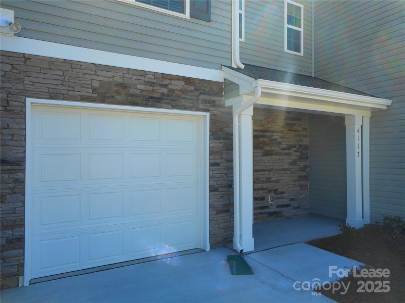 Property image 2 at 4112 Lurelin Lane, Charlotte, NC 28262