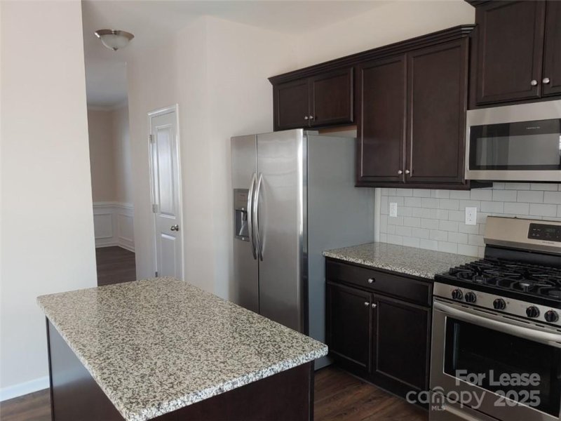 Property image 2 at 143 N Cromwell Drive, Mooresville, NC 28115