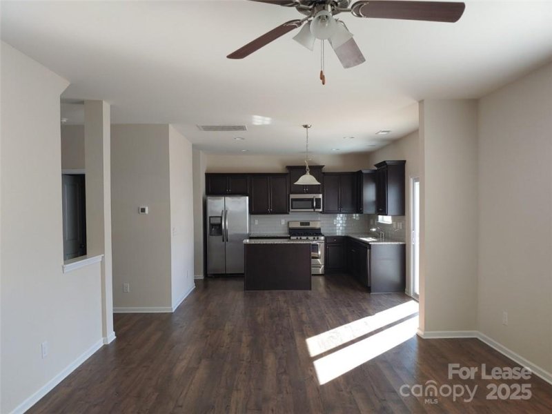 Property image 3 at 143 N Cromwell Drive, Mooresville, NC 28115