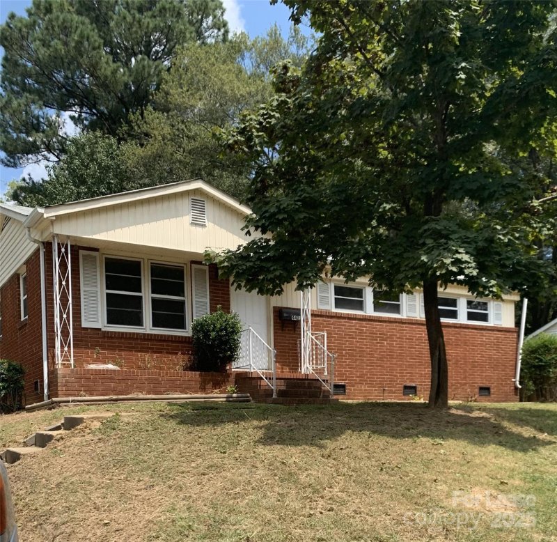 4422 Brooktree Drive