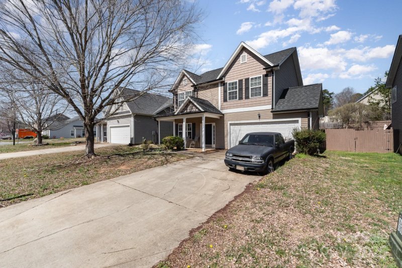 Property image 3 of 757 Jones Branch Road in Jones Branch, Fort Mill, SC 29715