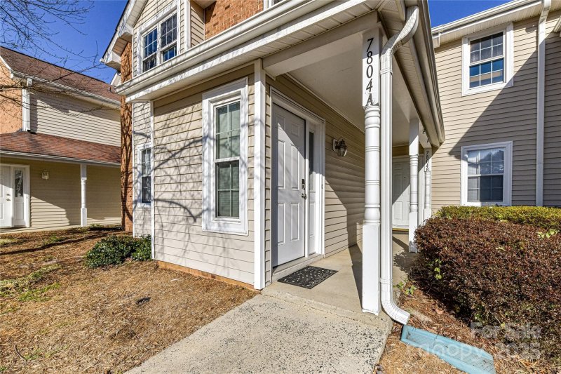 Property image 3 at 7804 Renaissance Court, Charlotte, NC 28226