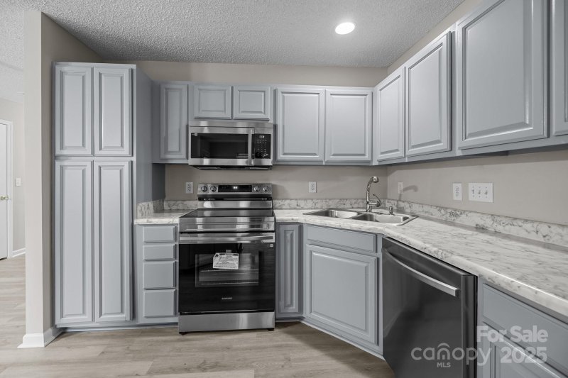 Property image 2 at 11949 Maria Ester Court, Charlotte, NC 28277