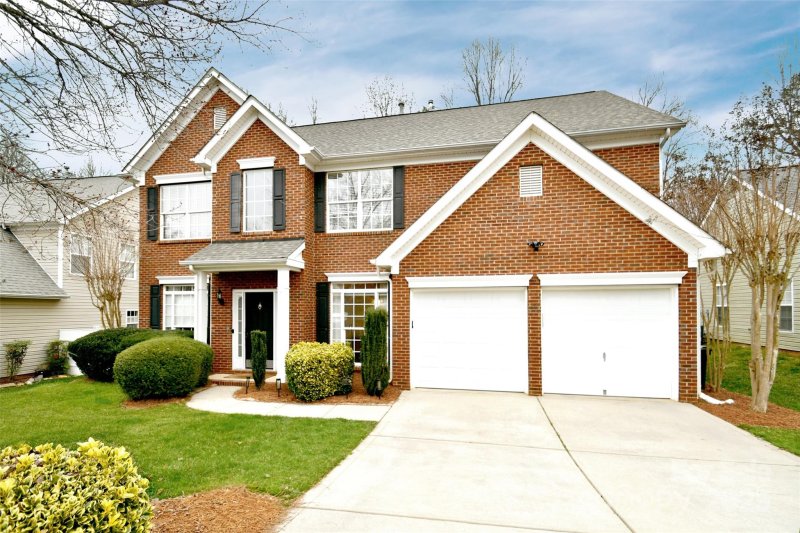 Property image 3 at 16028 Grafham Circle, Huntersville, NC 28078