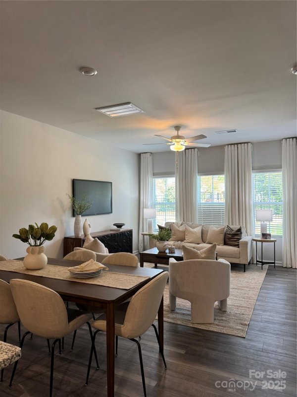 Property image 3 at 4710 Lakeview Road, Charlotte, NC 28216