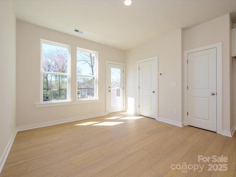 Property image 4 at 3908 Craig Avenue, Charlotte, NC 28211