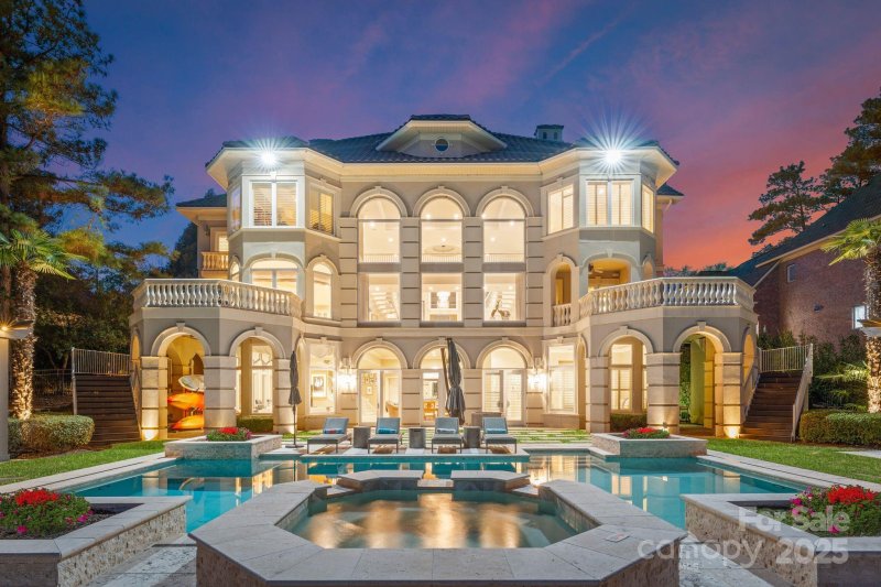 Property image 3 at 18432 Harbor Light Boulevard, Cornelius, NC 28031