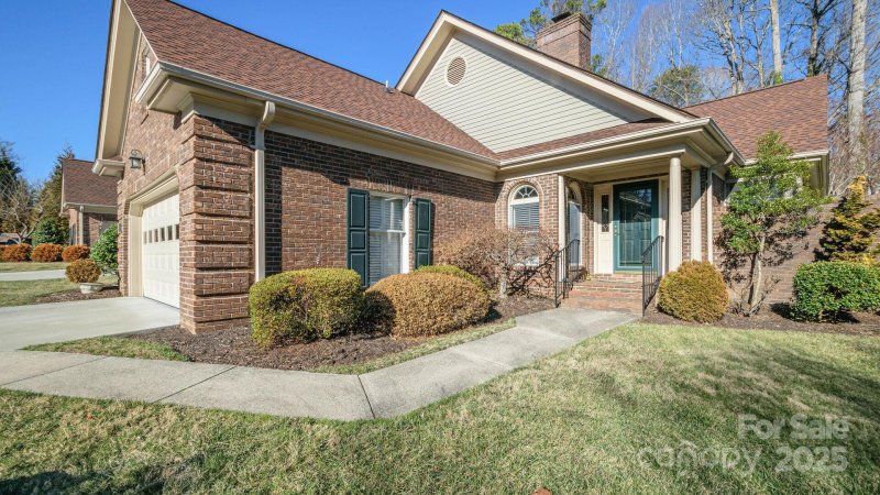 Property image 2 at 128 Glenbrook Drive, Hendersonville, NC 28739