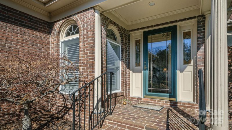 Property image 4 at 128 Glenbrook Drive, Hendersonville, NC 28739