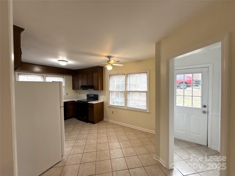 Property image 4 at 8209 Arrowsmith Lane, Charlotte, NC 28270