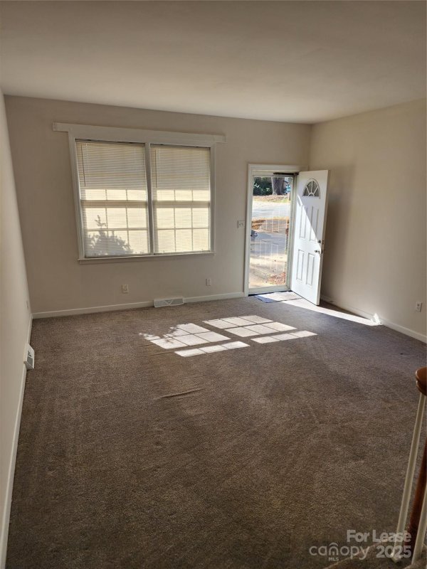 Property image 2 at 601 Camrose Drive, Charlotte, NC 28215