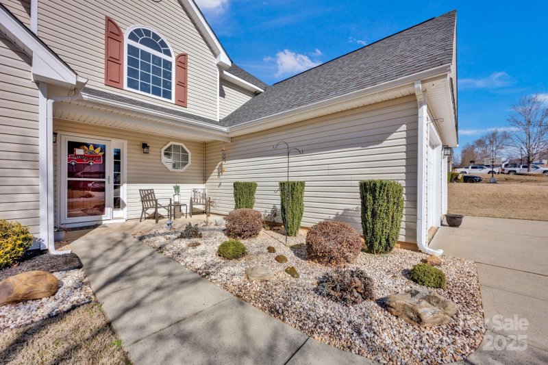 Property image 2 at 206 Scanlon Road, Mooresville, NC 28115