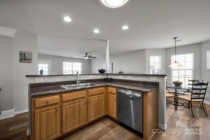 Property image 4 at 206 Scanlon Road, Mooresville, NC 28115