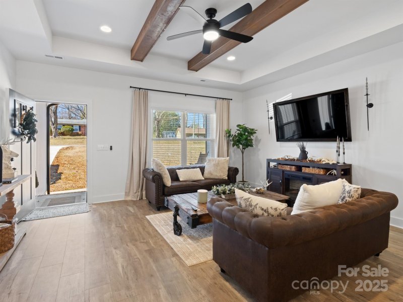 Property image 5 at 619 Berkshire Drive, Statesville, NC 28677