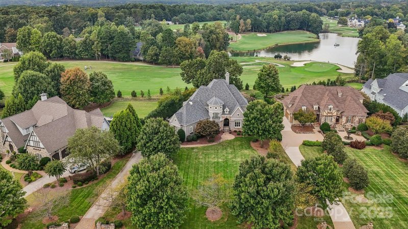 Property image 3 at 145 Milford Circle, Mooresville, NC 28117