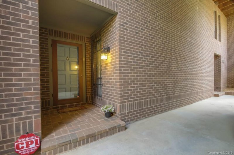 Property image 2 at 423 N Church Street, Charlotte, NC 28202
