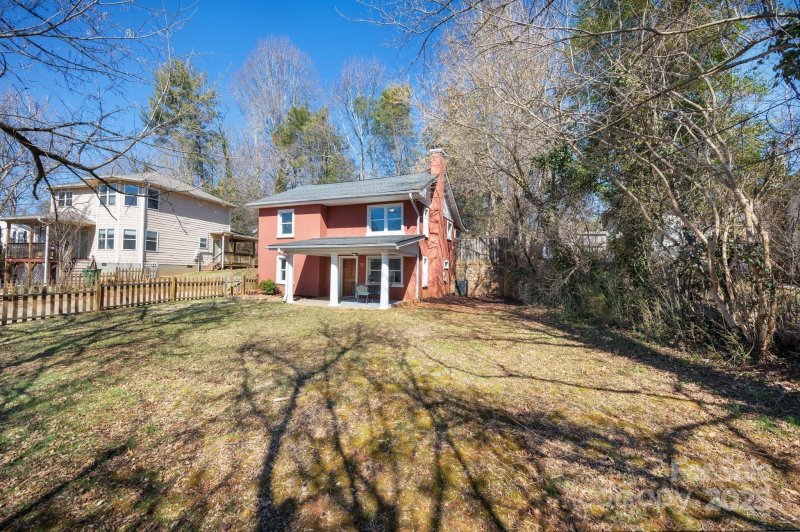 Property image 5 at 30 Merion Drive, Asheville, NC 28806