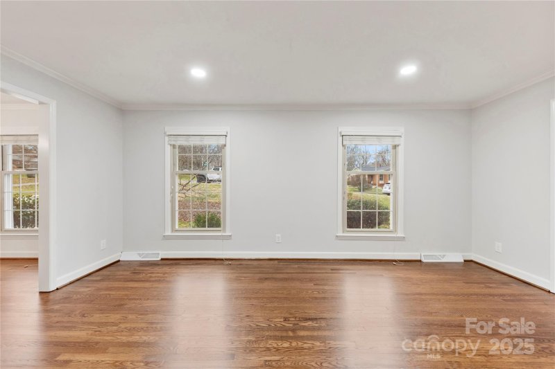 Property image 4 at 410 Deerwood Drive, Gastonia, NC 28054