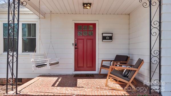 Property image 3 at 1112 Meadow Lane, Charlotte, NC 28205