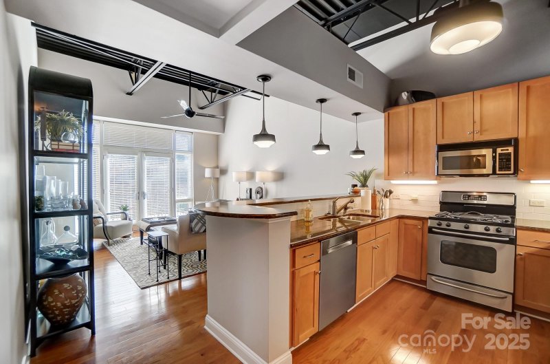 Property image 5 at 720 Governor Morrison Street, Charlotte, NC 28211