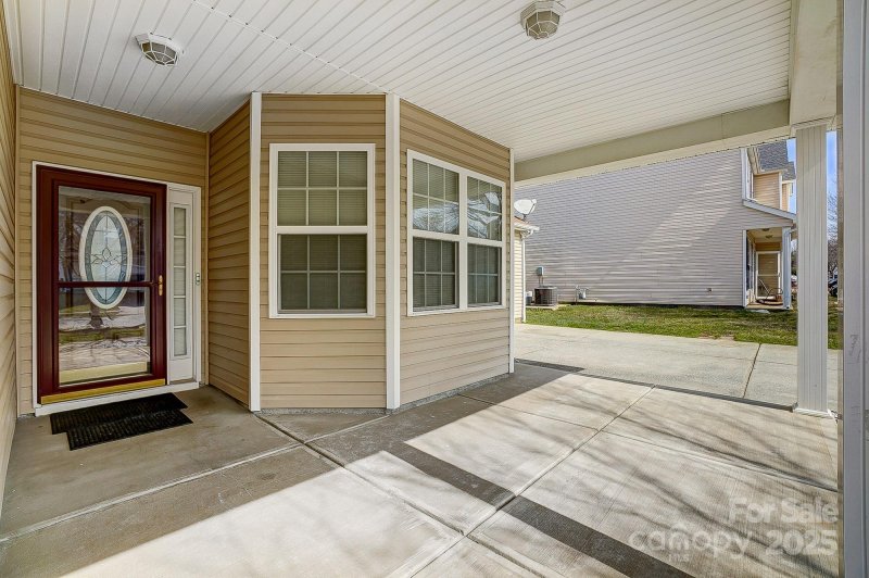 Property image 4 at 5203 Coffeeberry Lane, Charlotte, NC 28227