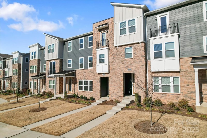 Property image 3 of 1645 Unison Drive in Aria at the Park, Charlotte, NC 28262