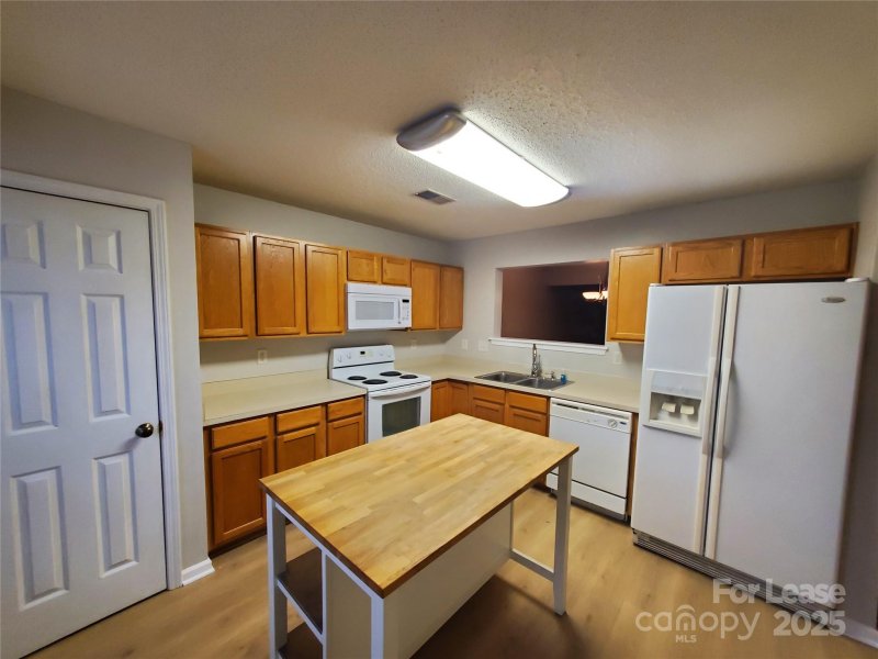 Property image 2 at 3413 Broadwick Street, Charlotte, NC 28213