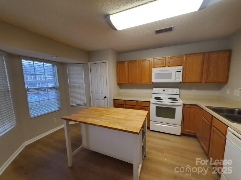 Property image 3 at 3413 Broadwick Street, Charlotte, NC 28213