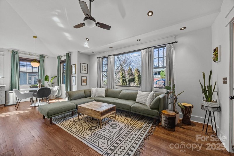 Property image 3 at 58 Trotter Place, Asheville, NC 28806