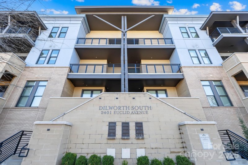 Property image 2 at 2401 Euclid Avenue, Charlotte, NC 28203