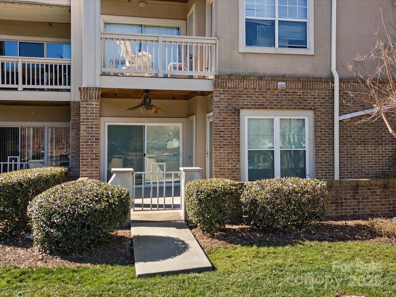 Property image 3 at 103 Pier 33 Drive, Mooresville, NC 28117