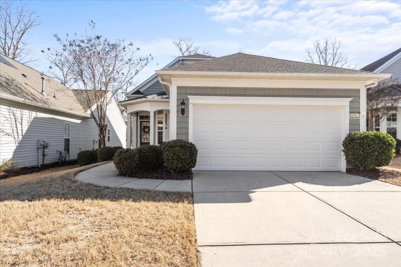 Property image 2 of 6044 Great Basin Lane in Sun City Carolina Lakes, Fort Mill, SC 29707