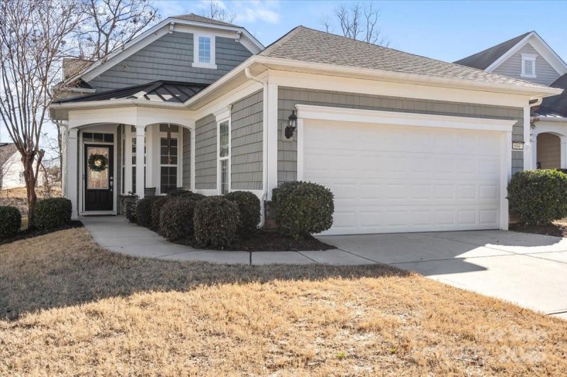 Property image 3 of 6044 Great Basin Lane in Sun City Carolina Lakes, Fort Mill, SC 29707